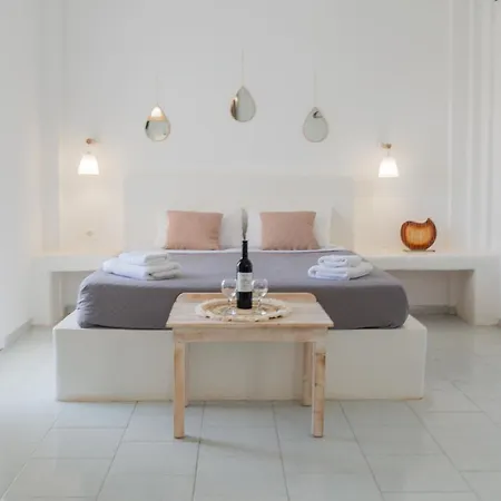 Noeme Santorini 3* Perissa (Santorini)