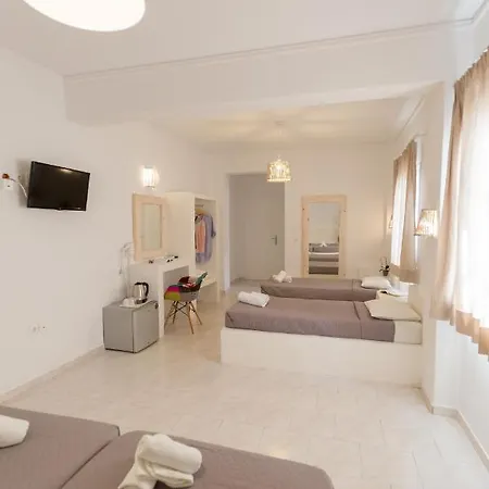 Noeme Santorini Perissa (Santorini)