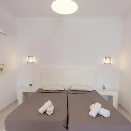 Noeme Santorini ホテル 3*