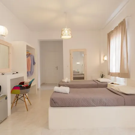 Отель Noeme Santorini