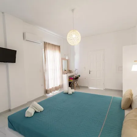 Sfiga Hotel Perissa (Santorini)