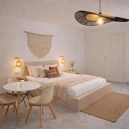 Noeme Santorini 3* ペリッサ