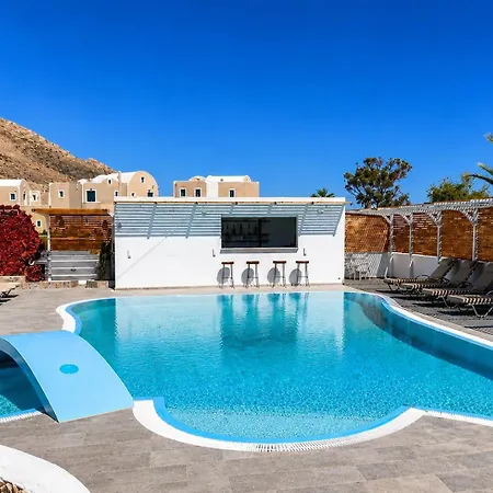 Noeme Santorini 3* ペリッサ