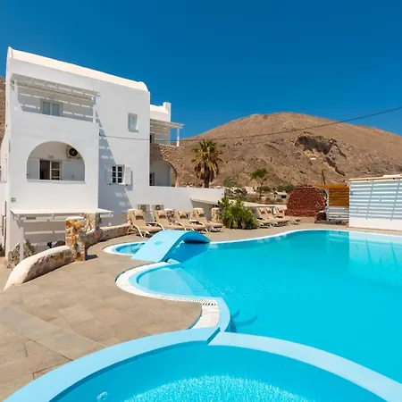 Noeme Santorini ホテル 3*