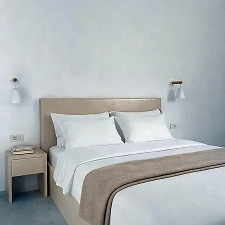 Noeme Santorini 3* ペリッサ