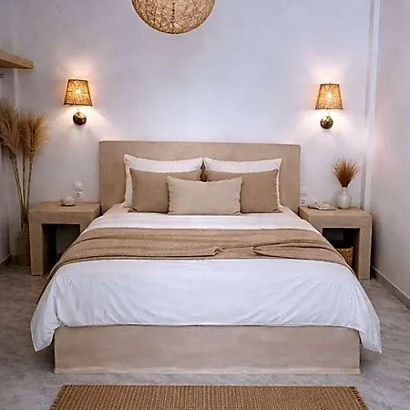 Noeme Santorini ホテル 3*