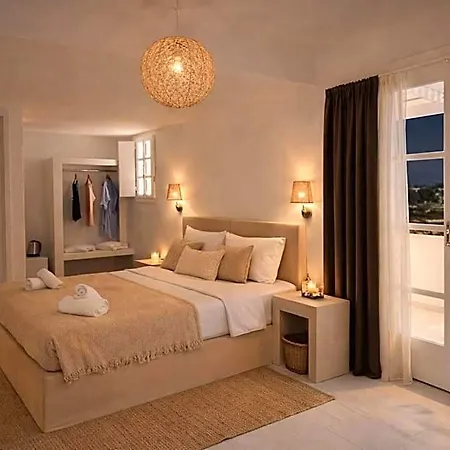 ホテル Noeme Santorini