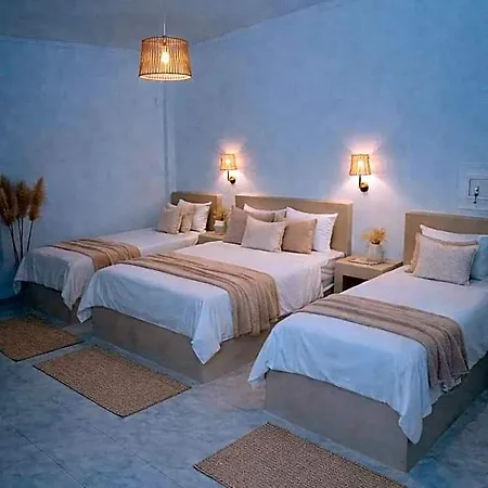 Noeme Santorini ホテル