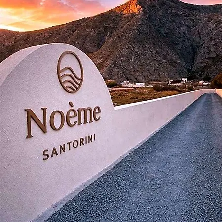 Noeme Santorini