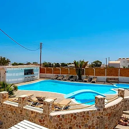 Noeme Santorini ホテル 3*