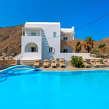 Noeme Santorini ホテル 3*