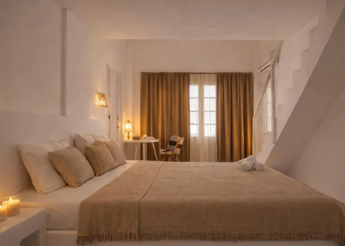 Noeme Santorini Hotel Perissa (Santorini)