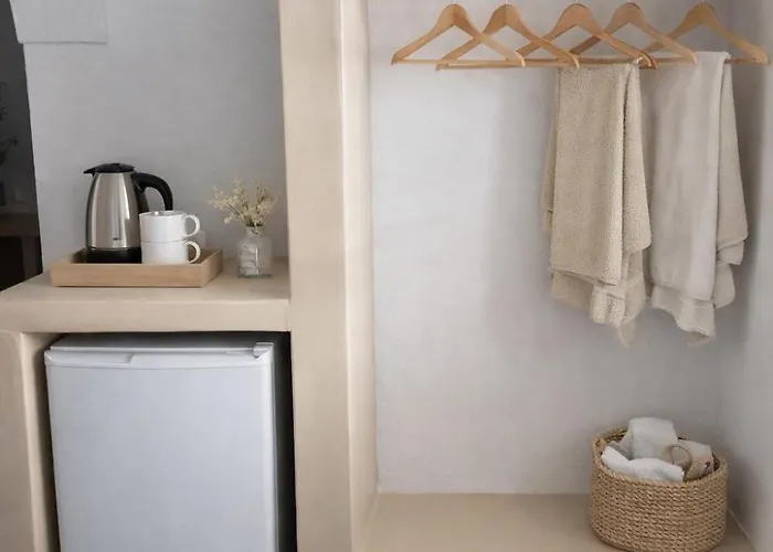 Noeme Santorini Perissa (Santorini)