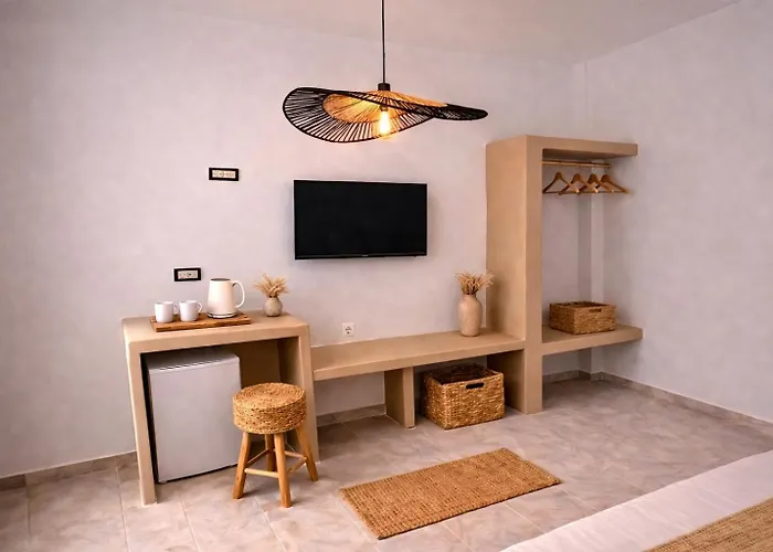 Noeme Santorini 3* Perissa (Santorini)