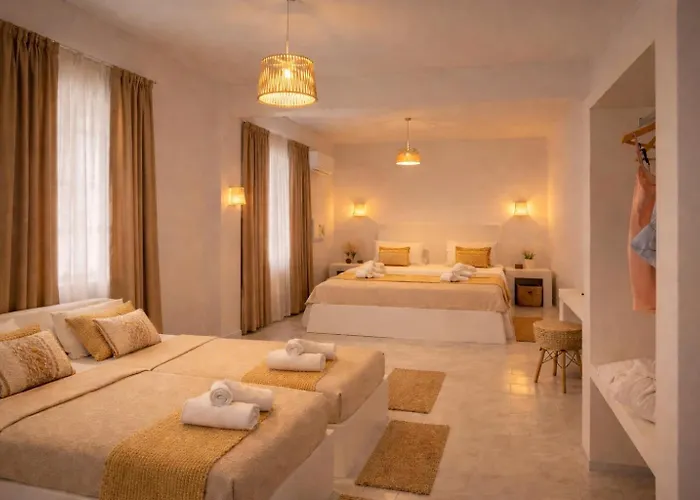Noeme Santorini Hotel