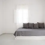 Hotel Noeme Santorini 3*