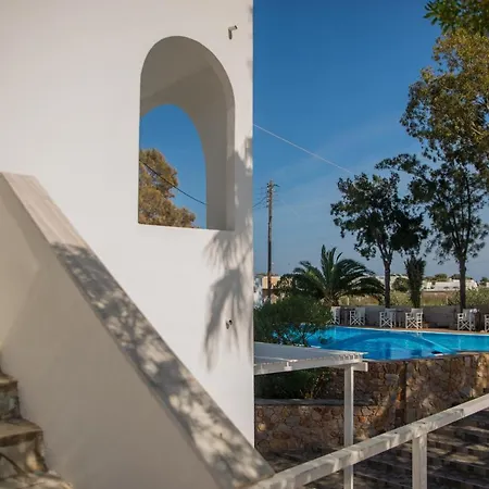 מלון Noeme Santorini