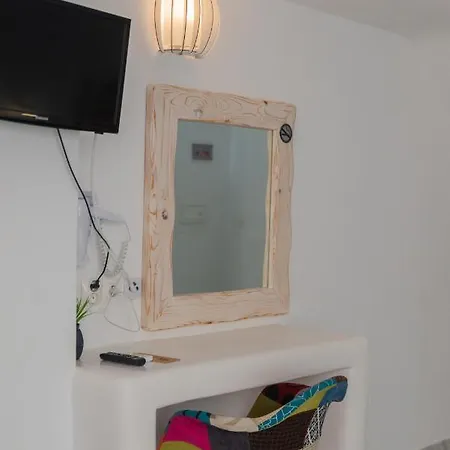 Noeme Santorini פריסה