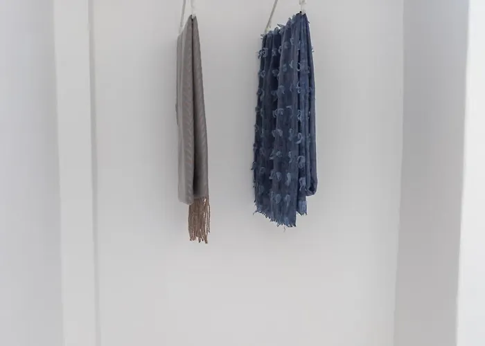 Noeme Santorini 佩里萨